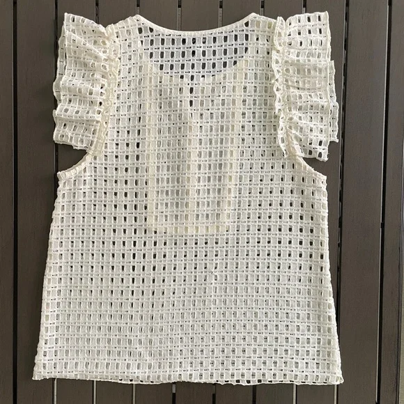BANANA REPUBLIC SHEER RUFFLE EYELET NET BLOUSE TOP!! - Picture 7 of 9